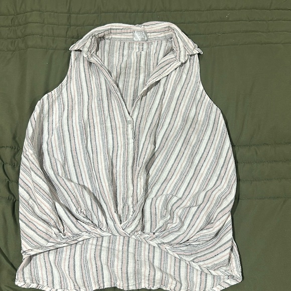 Striped high low blouse - Picture 1 of 4